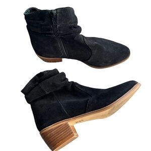 Anthropologie - Barcelona Black Suede Slouch Ankle Block Heel Booties Sz 40